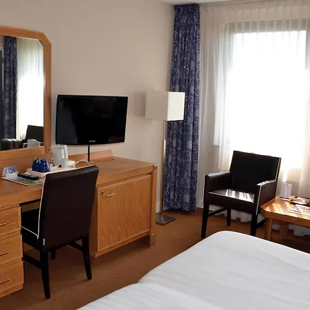Hotel Fletcher Carlton 4*