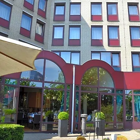 Fletcher Carlton Hotel 4*