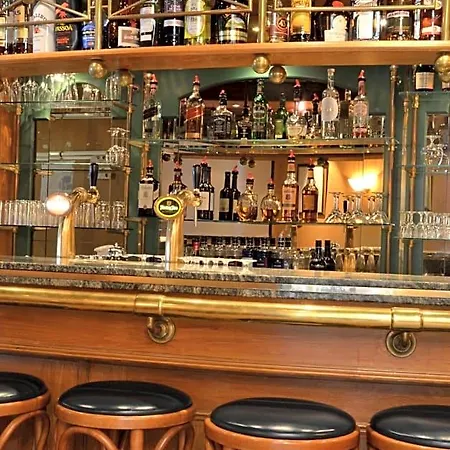 Fletcher Carlton Hotel 4*