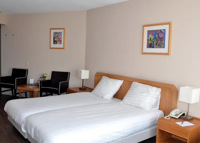 Fletcher Hotel Restaurant Carlton Hotel 4*