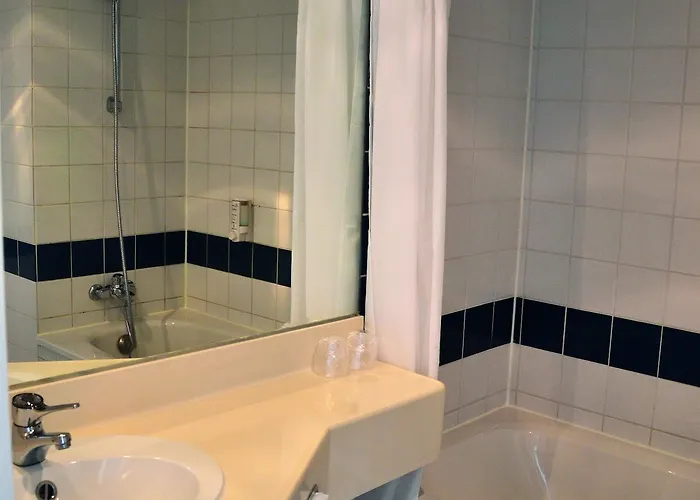 Fletcher Hotel Restaurant Carlton 4*