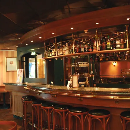 Fletcher Hotel Restaurant Carlton Hotel 4*